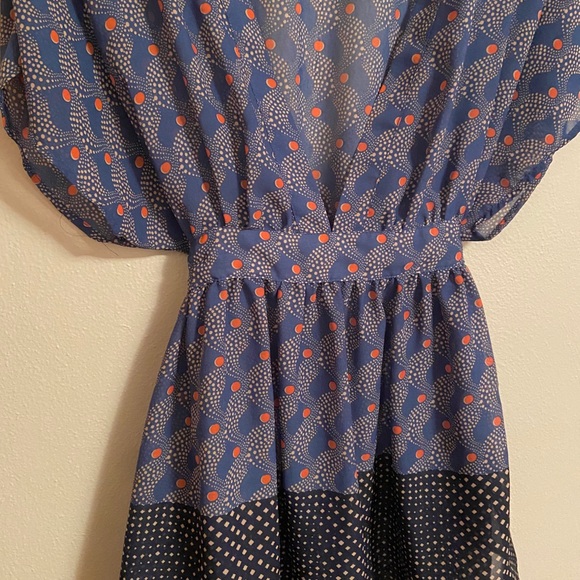 Sheer Top - Picture 2 of 3